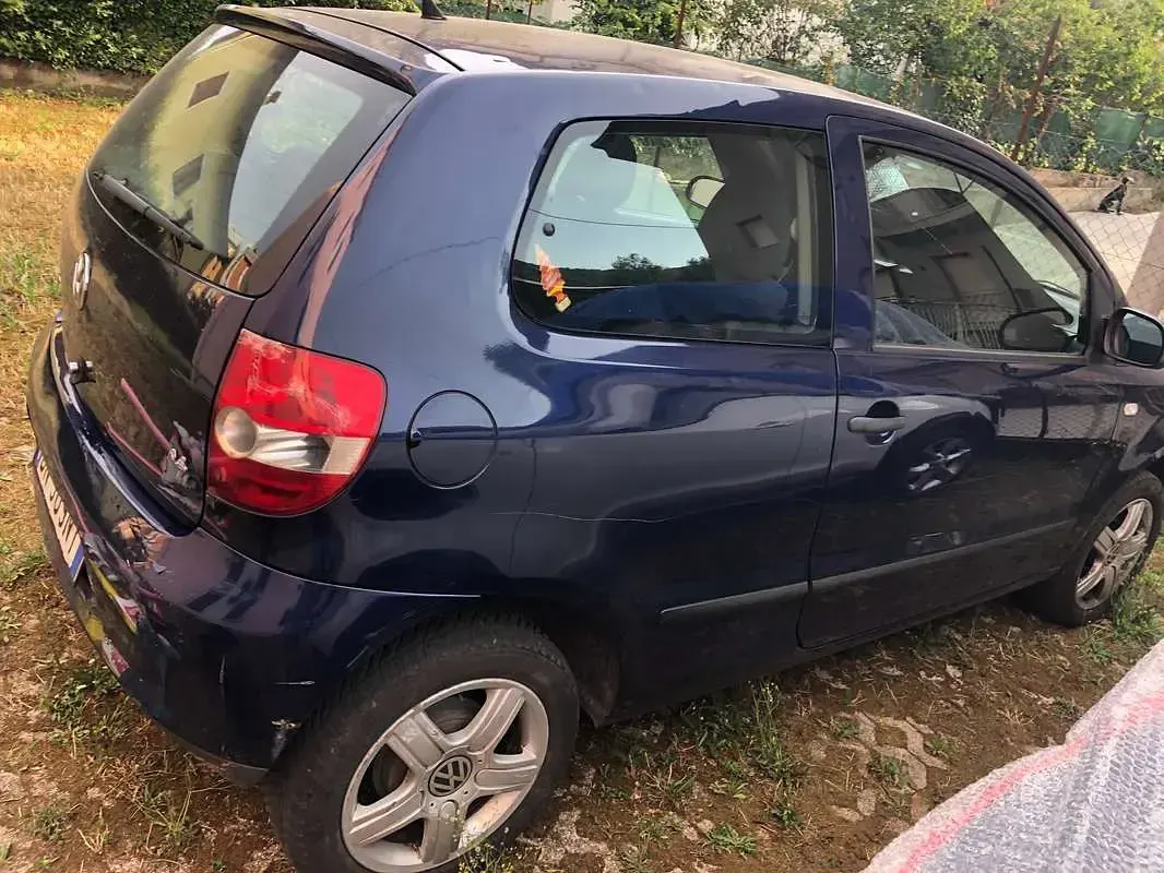 Usata VW Fox 75 CV (55 kW) 2008 Blu/azzurro Utilitaria