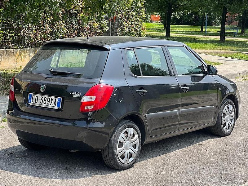 Usata Skoda Fabia 75 CV (55 kW) 2010 Nero Berlina