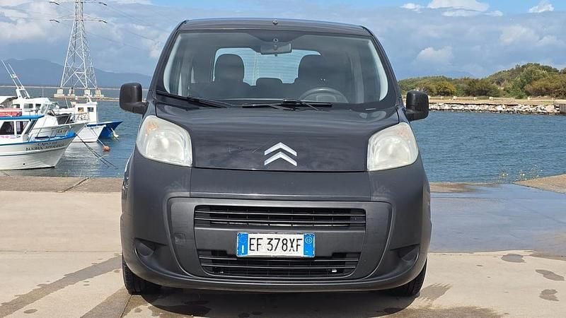 Usata Citroën Nemo 75 CV (55 kW) 2010 Argento Monovolume