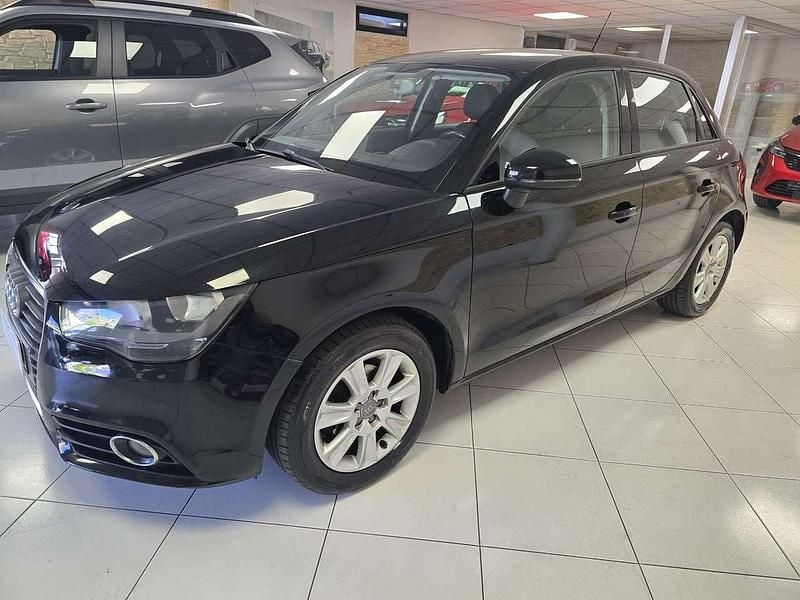 Usata Audi A1 Sportback Ambition 90 CV (66 kW) 2014 Nero Utilitaria