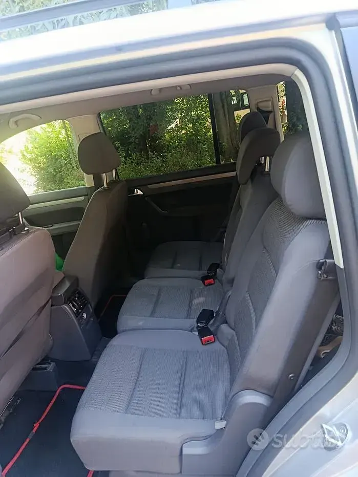 Usata VW Touran 105 CV (77 kW) 2008 Grigio Monovolume