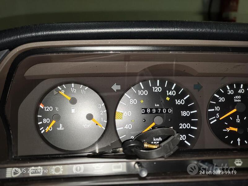 Usato 1992 Mercedes 190 1.8 Benzin 109 CV (6.000 €)