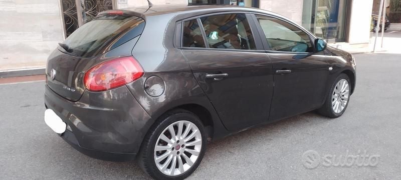 Usata Fiat Bravo 120 CV (88 kW) 2008 Grigio Utilitaria