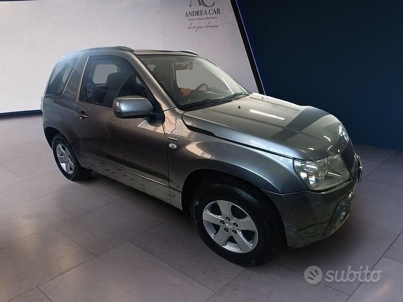 Usata Suzuki Grand Vitara 129 CV (94 kW) 2008 Grigio SUV