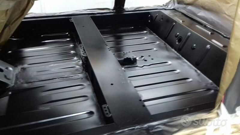 Usata Renault R4 33 CV (24 kW) 1986 Rosso Utilitaria