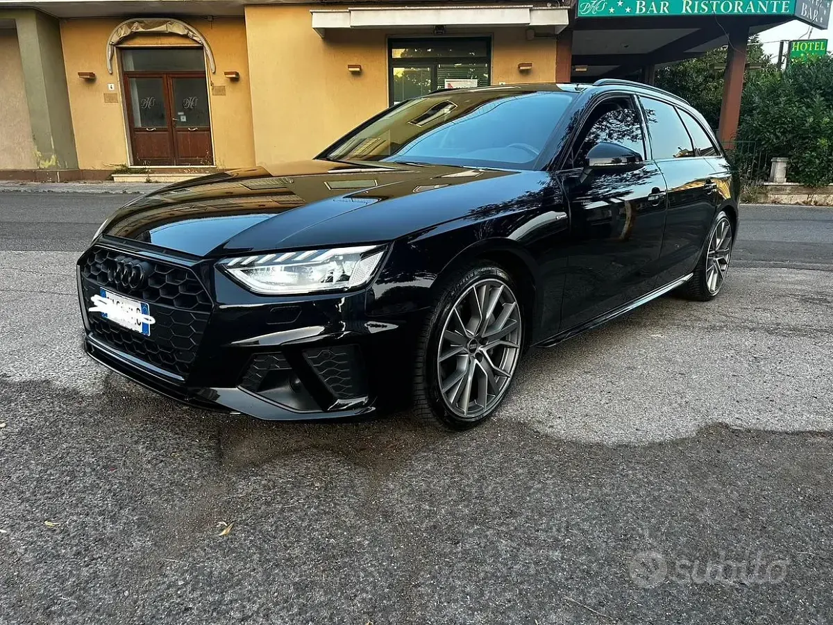 Usata Audi A4 S-Line 204 CV (150 kW) 2022 Nero Berlina