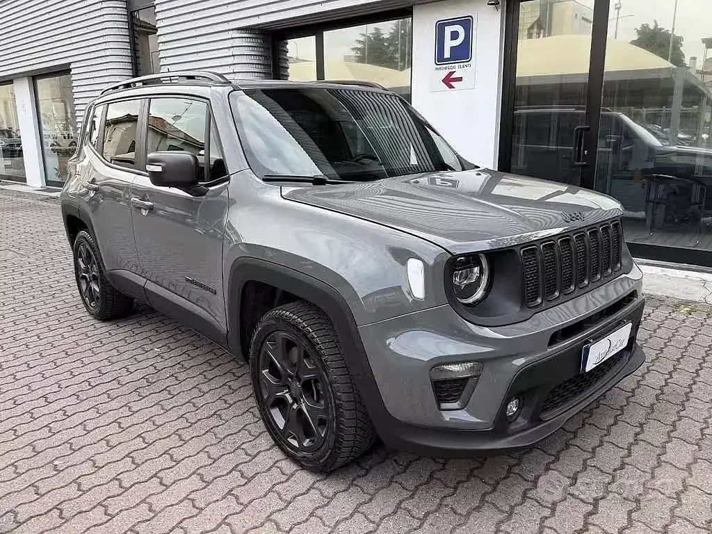 Usata Jeep Renegade 80th Anniversary 131 CV (96 kW) 2021 Grigio / pastello SUV