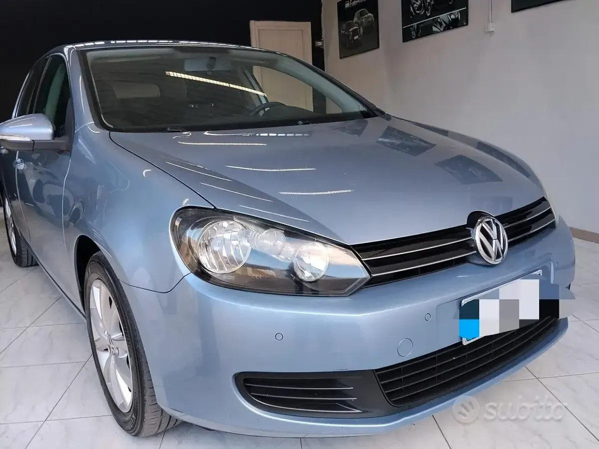Usata VW Golf VI 122 CV (89 kW) 2009 Bluazzurro Utilitaria