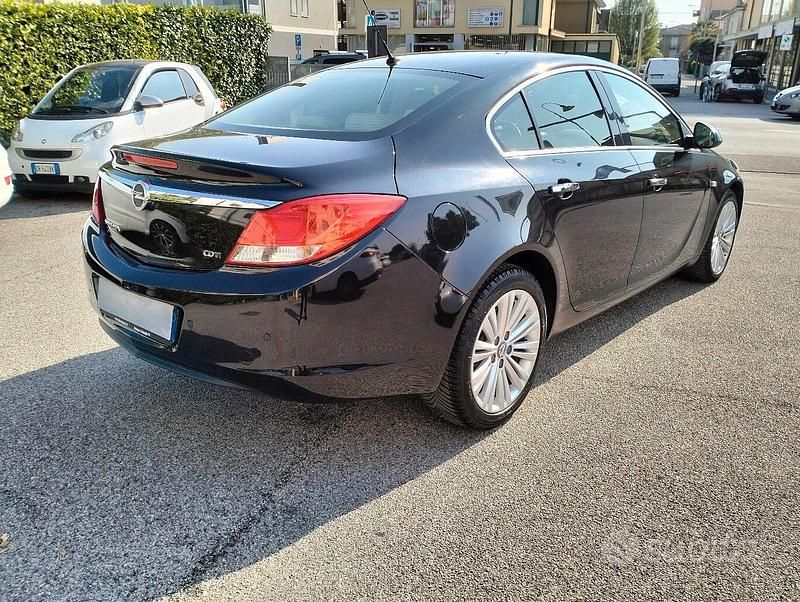 Usata Opel Insignia 163 CV (119 kW) 2012 Nero Berlina