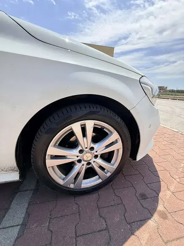 Usata Mercedes A180 109 CV (80 kW) 2016 Utilitaria