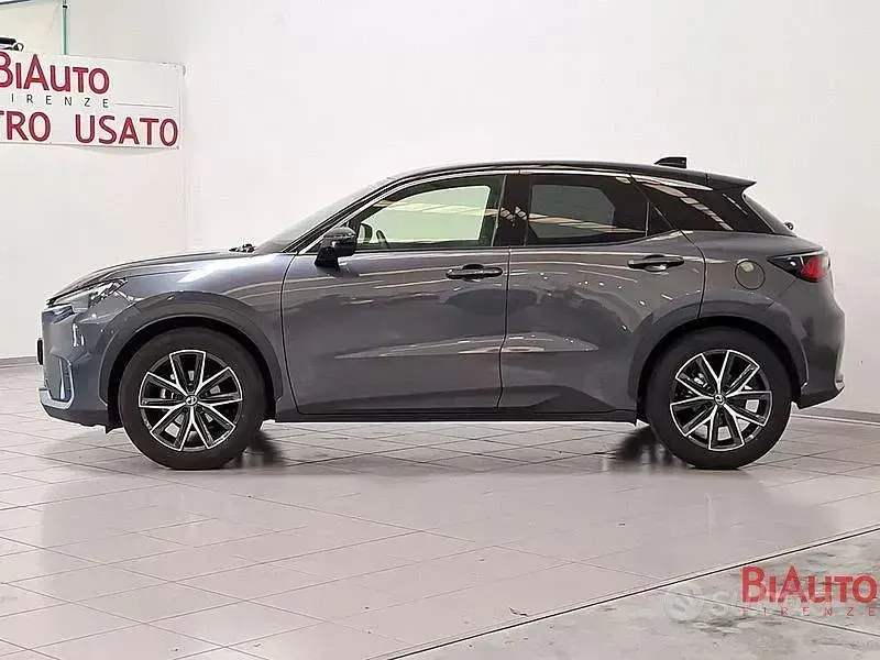 Usata Lexus LBX 91 CV (66 kW) 2025 Grigio SUV