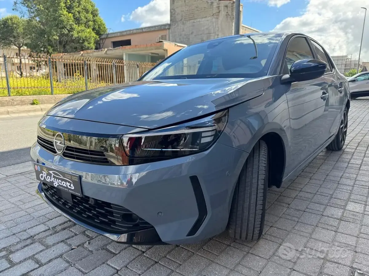 Usata Opel Corsa 75 CV (55 kW) 2024 Grigio Utilitaria