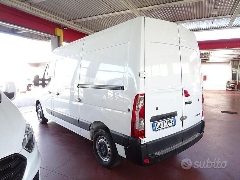 Usata Renault Master 150 CV (110 kW) 2020 Bianco Furgone