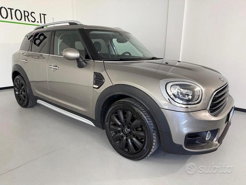 Usata Mini One Countryman 102 CV (75 kW) 2018 Grigio scuro SUV