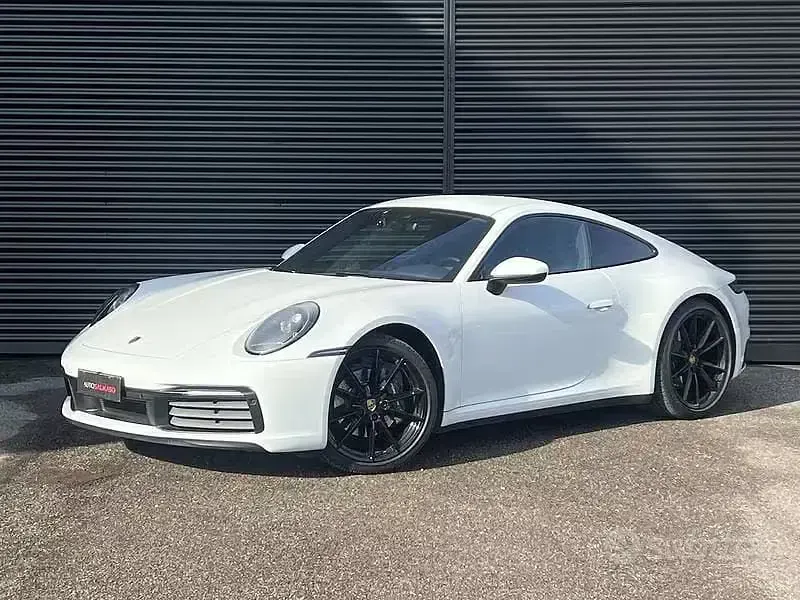 Usata Porsche 911 Carrera 385 CV (283 kW) 2020 Coupé