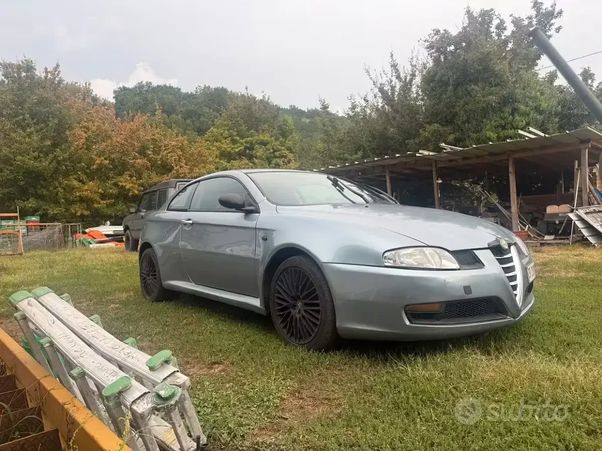 Usata Alfa Romeo GT 150 CV (110 kW) 2004 Coupé