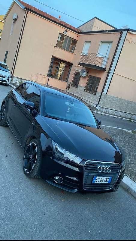 Usata 2010 Audi A1 Attraction Due volumi | 6500 € (Ottimo prezzo) - Immagine 1/4