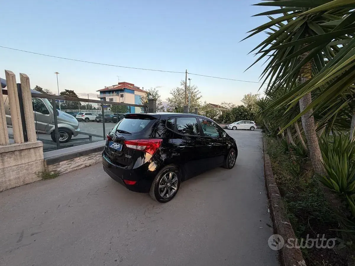 Usata Hyundai ix20 Comfort 90 CV (66 kW) 2015 Utilitaria