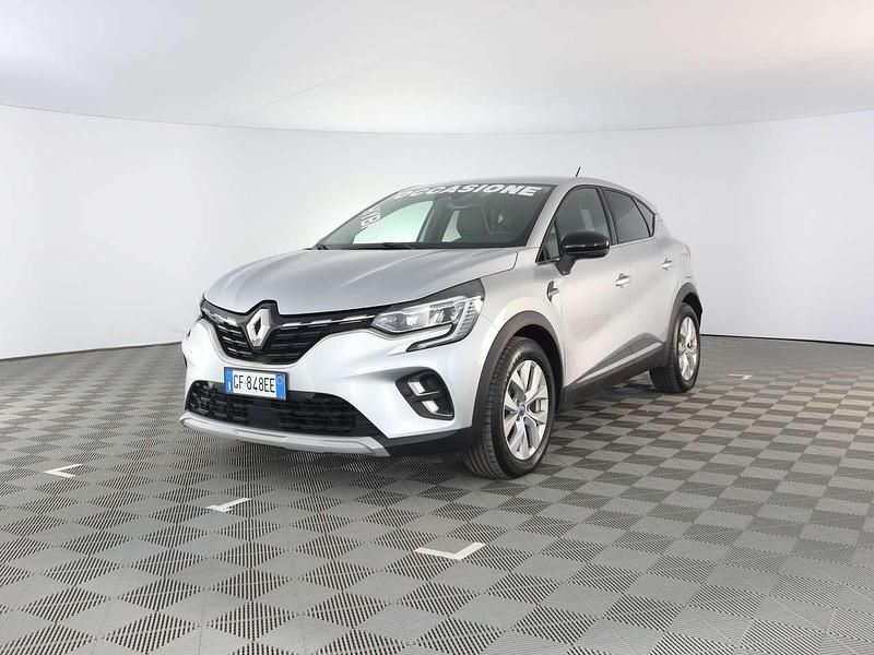 Usata Renault Captur Intens 92 CV (67 kW) 2021 Grigio platino SUV
