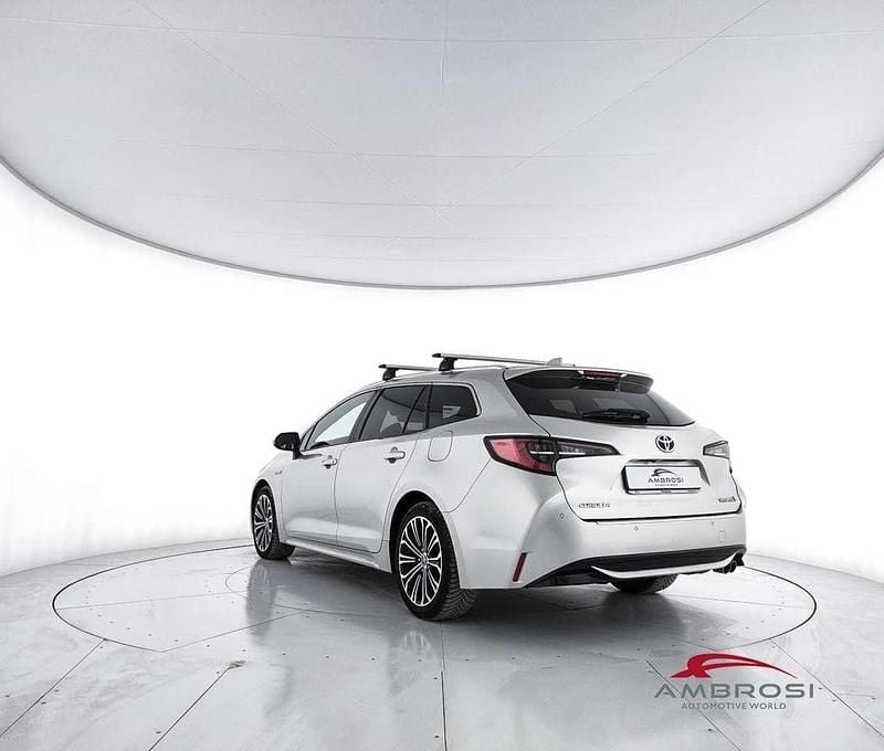 Usata Toyota Corolla Style 152 CV (111 kW) 2019 Grigio Station wagon