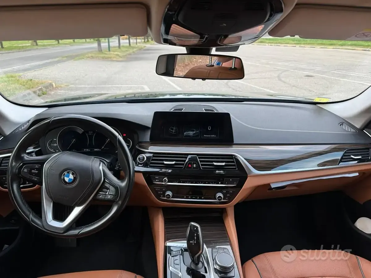 Usata BMW 520 190 CV (139 kW) 2018 Bluazzurro Station wagon