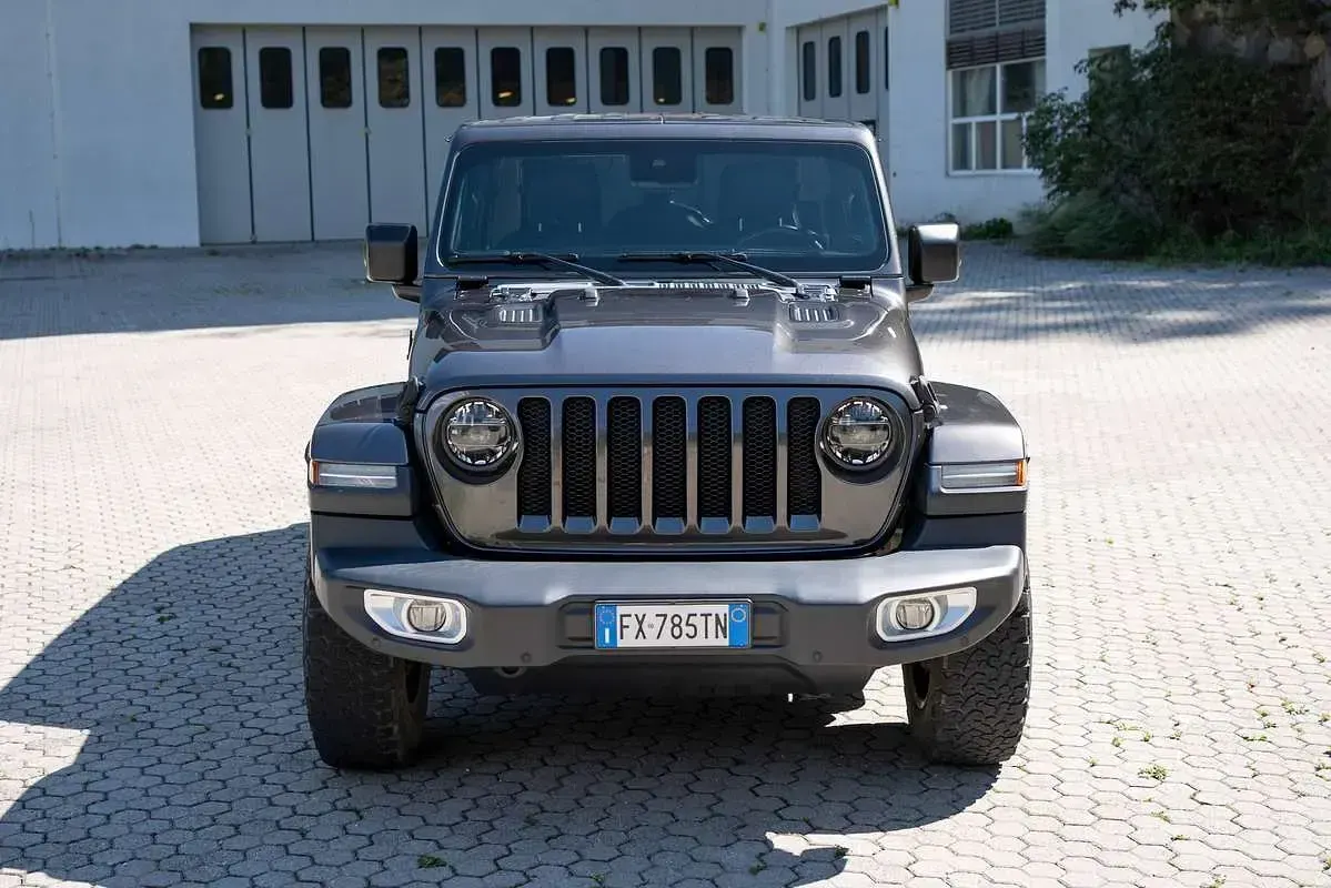 Usata Jeep Wrangler Sport 200 CV (147 kW) 2019 Grigio SUV