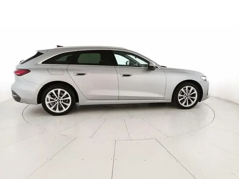 Usata Audi A5 Advanced 204 CV (150 kW) 2025 Argento Station wagon