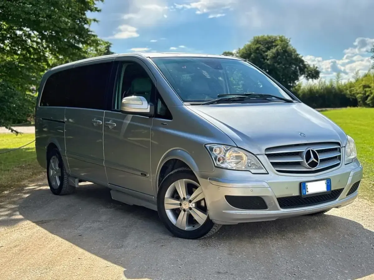Usata Mercedes Viano 163 CV (119 kW) 2011 Monovolume