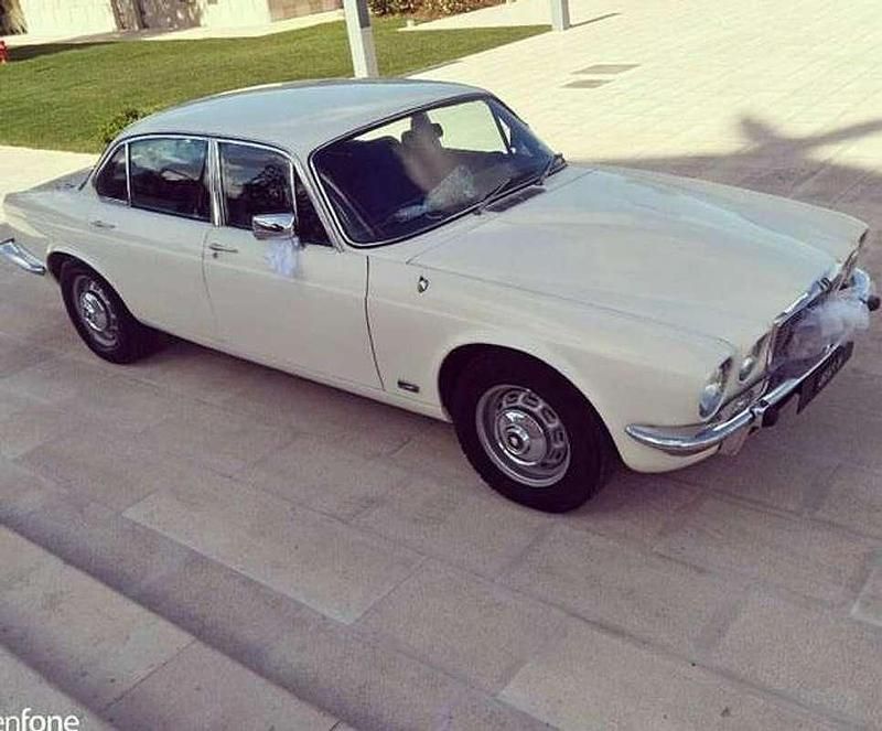 Usata Jaguar XJ6 160 CV (117 kW) 1977 Bianco Berlina