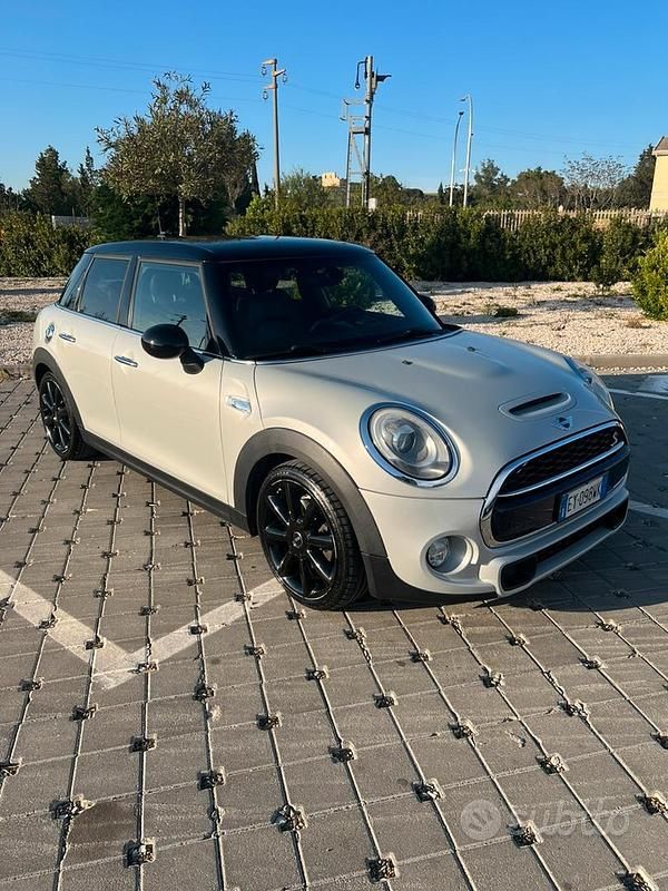 Usata 2015 Mini Cooper SD Business Utilitaria | 16.000 € (Molto cara) - Immagine 1/4