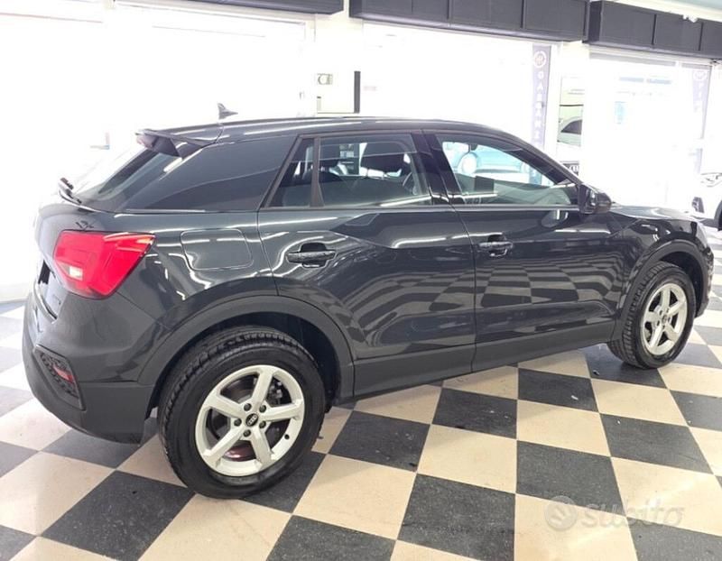 Usata Audi Q2 Comfort 150 CV (110 kW) 2022 Grigio SUV