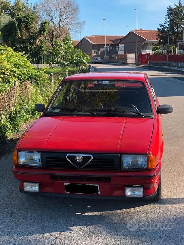 Usata 1987 Alfa Romeo 33 | 10.000 € - Immagine 1/4