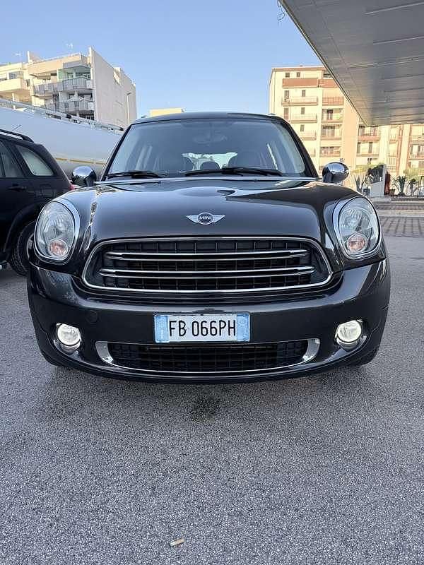 Nero Usata 2015 Mini One D Countryman SUV | 8500 € (Molto cara) - Immagine 1/4