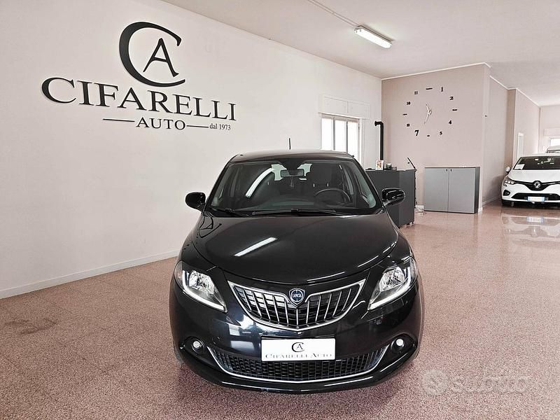 Usata Lancia Ypsilon S 69 CV (50 kW) 2024 Nero Utilitaria