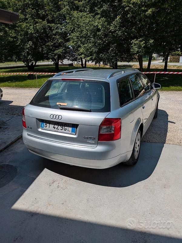 Usata Audi A4 130 CV (95 kW) 2001 Station wagon
