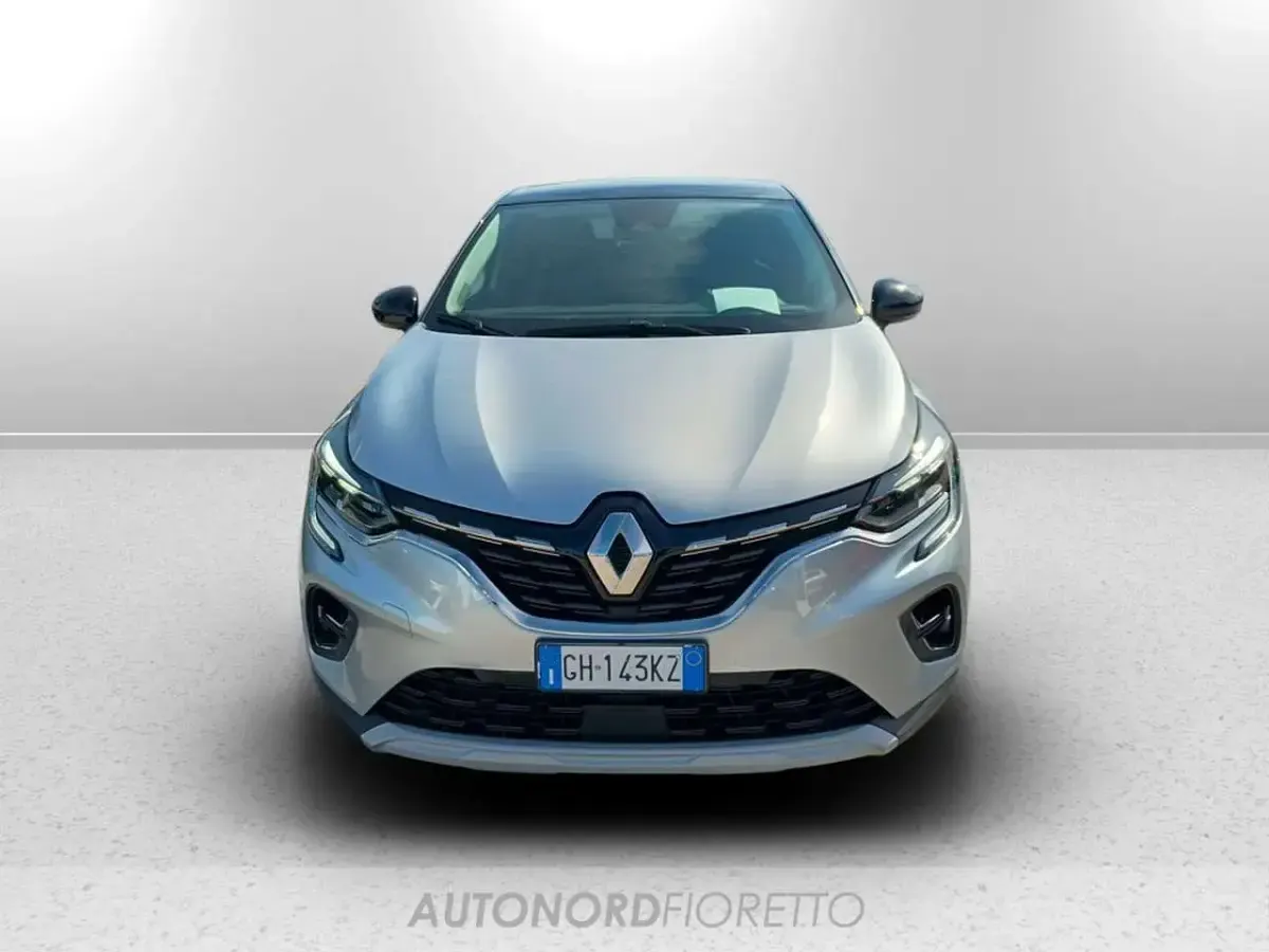 Occasion Renault Captur Techno 160 PK (117 kW) 2022 Grijs SUV