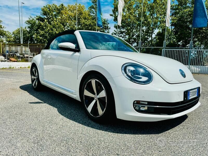 Usata VW Beetle Cabriolet 105 CV (77 kW) 2013 Cabrio