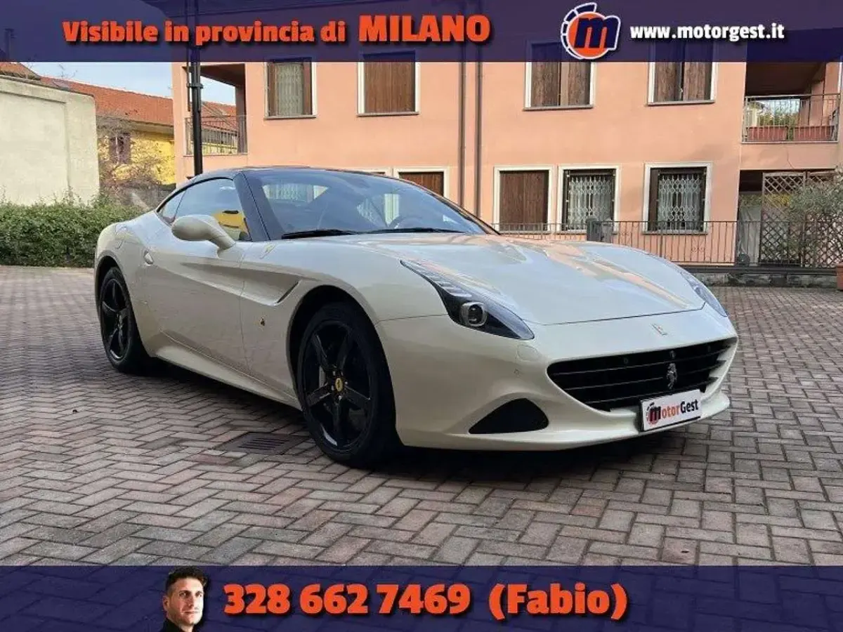 Usata Ferrari California 561 CV (412 kW) 2014 Cabrio