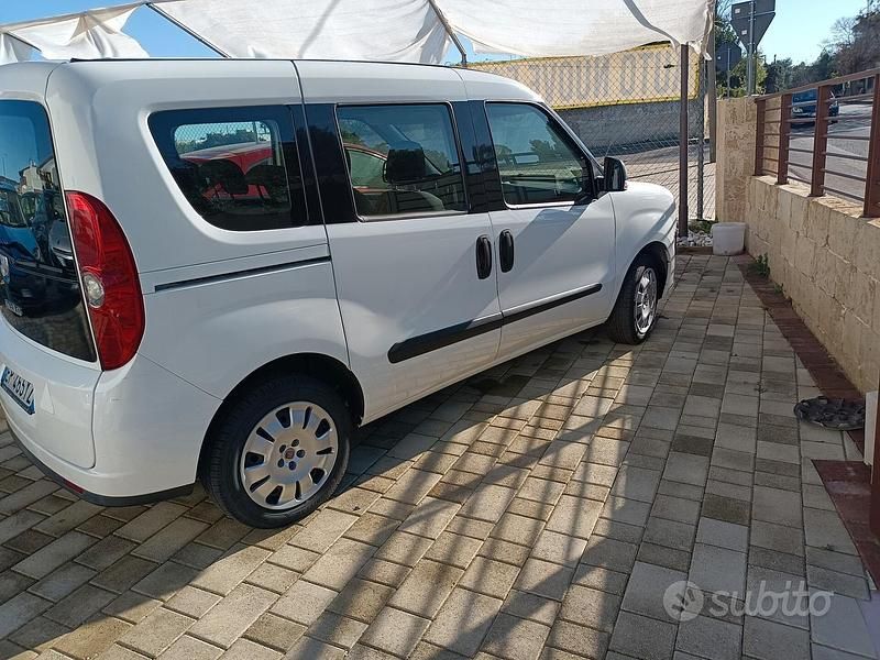 Usata Fiat Doblò Dynamic 120 CV (88 kW) 2013 Bianco Monovolume