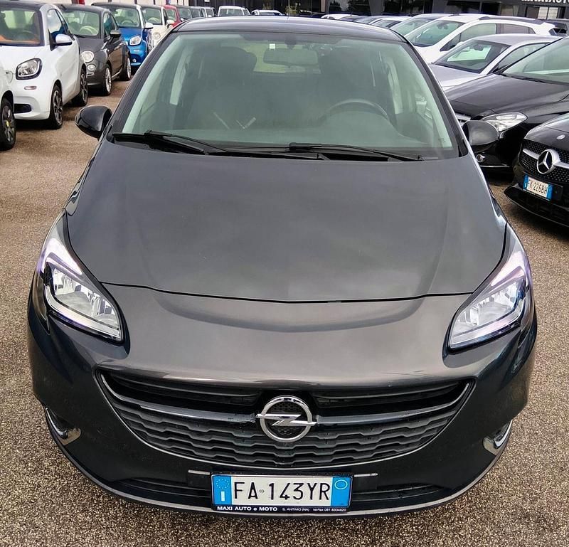 Usata Opel Corsa 90 CV (66 kW) 2016 Grigio Berlina