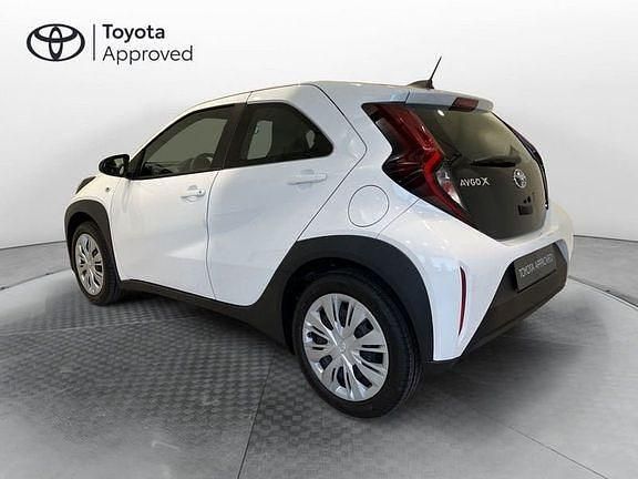 Nuova Toyota Aygo X Active 72 CV (52 kW) 2025 Bianco SUV