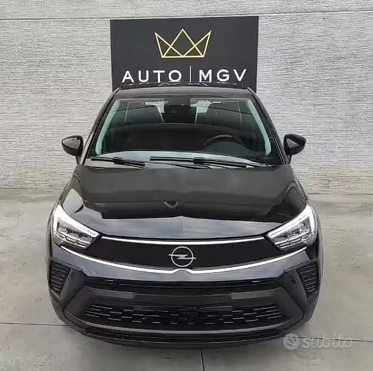 Usata Opel Crossland X Edition 110 CV (80 kW) 2023 Nero SUV
