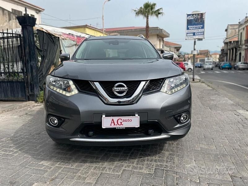 Usata Nissan X-Trail Tekna 131 CV (96 kW) 2017 Grigio SUV