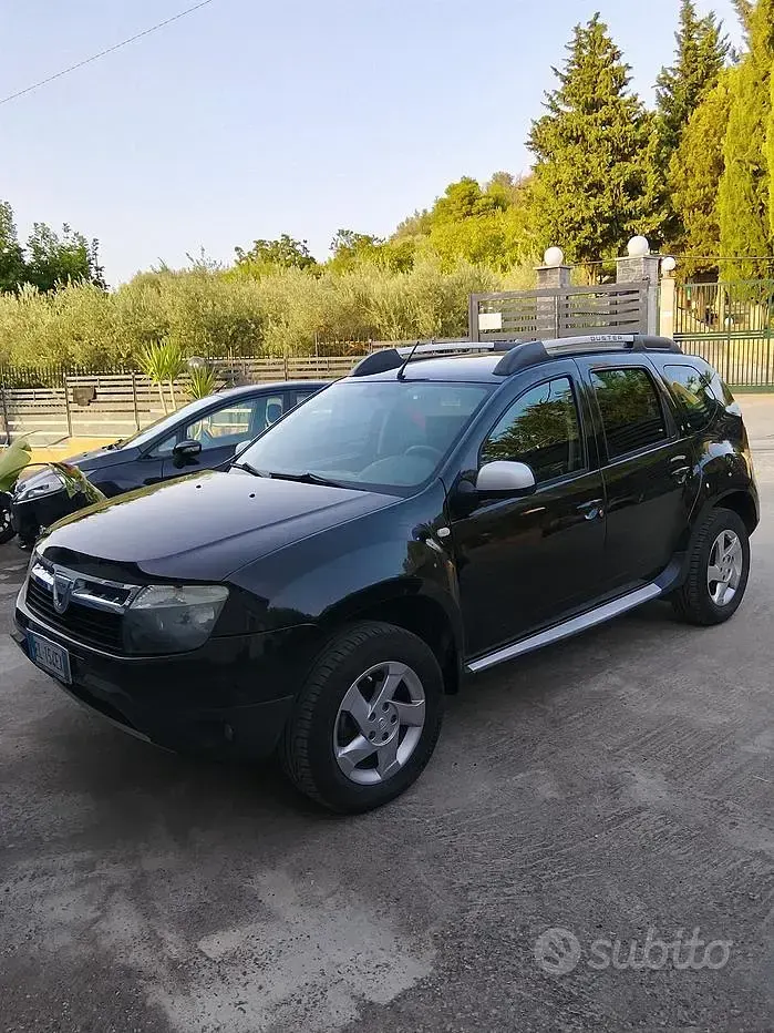 Usata Dacia Duster 105 CV (77 kW) 2012 Nero SUV