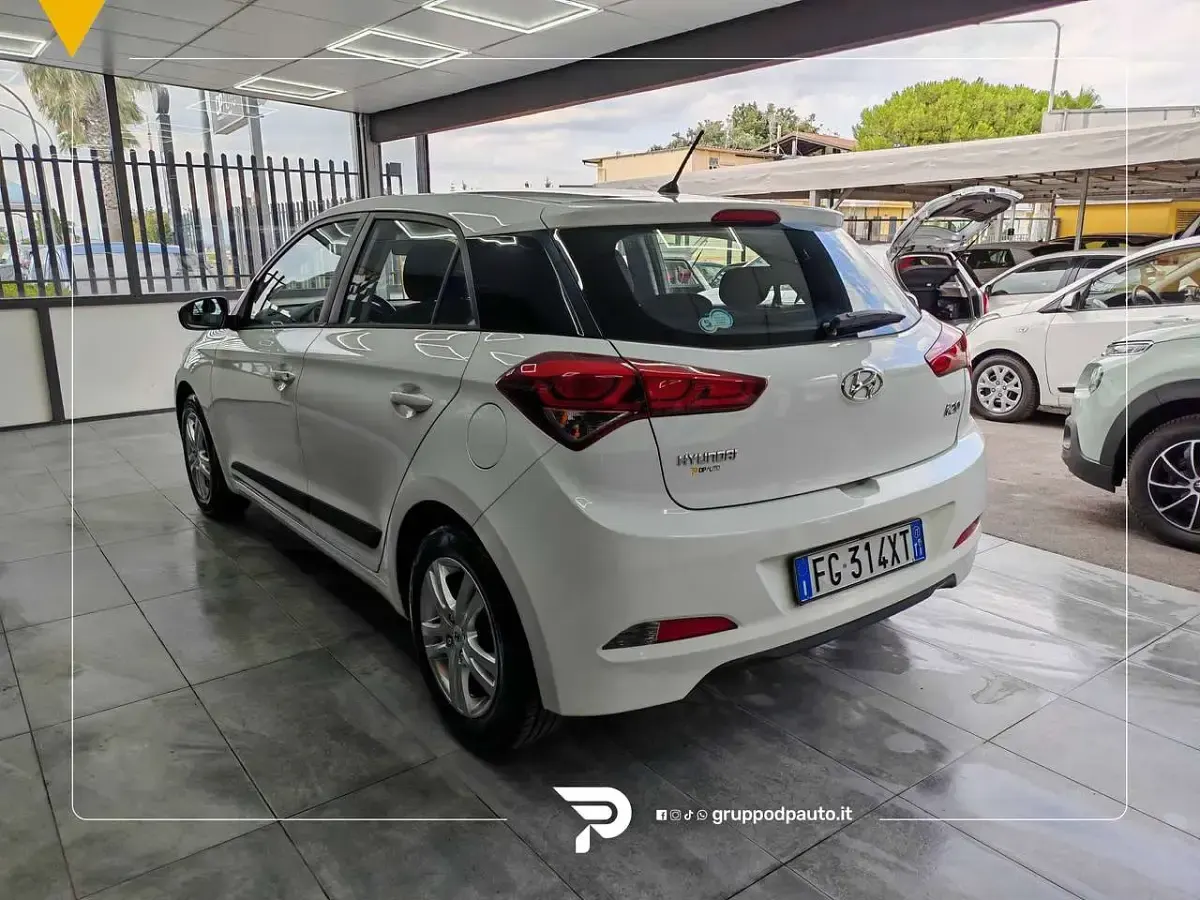 Usata Hyundai i20 Classic 84 CV (61 kW) 2017 Bianco Utilitaria