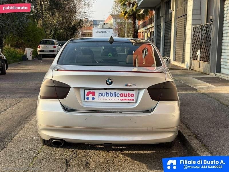 Usata BMW 318 143 CV (105 kW) 2007 Grigio Berlina