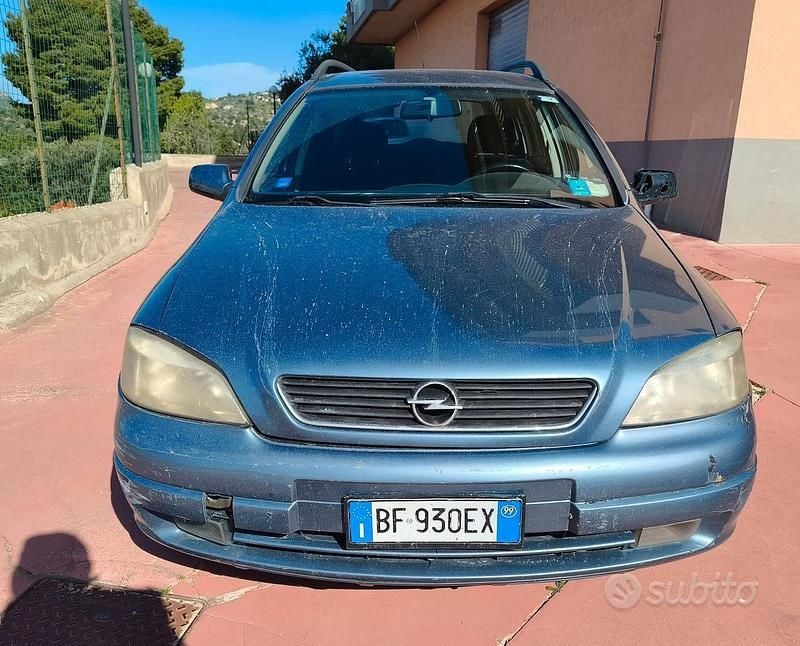 Usata Opel Astra 82 CV (60 kW) 1999 Grigio Station wagon