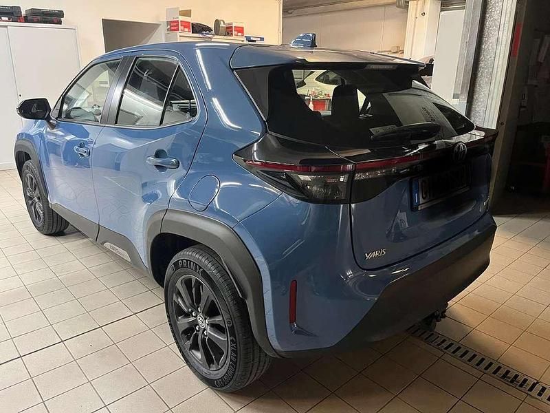 Usata Toyota Yaris Cross 92 CV (67 kW) 2022 Blu/azzurro SUV