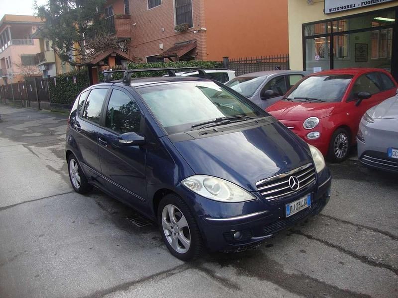 Begagnad Mercedes A170 Elegance 116 HK (85 kW) 2006 Blå Minibuss