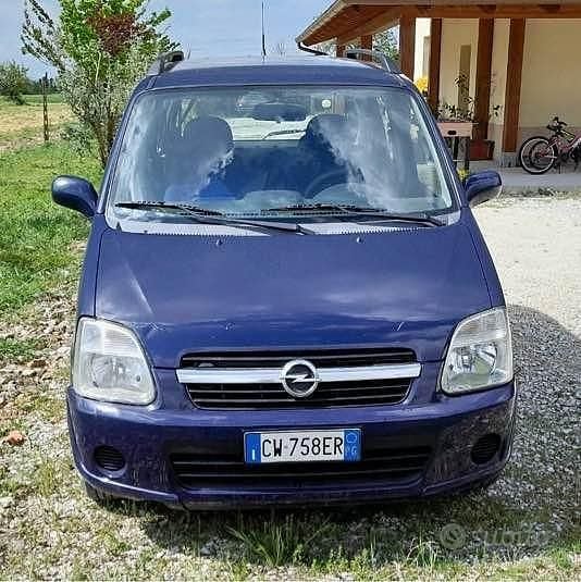 Usata Opel Agila 60 CV (44 kW) 2004 Blu Monovolume